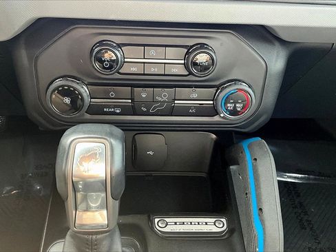 Used 2023 Ford Bronco Black Diamond image 15