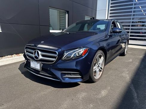 Certified 2018 Mercedes-Benz E 300 4MATIC image 1