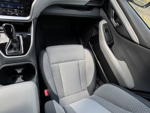 Certified 2025 Subaru Outback Premium image 39