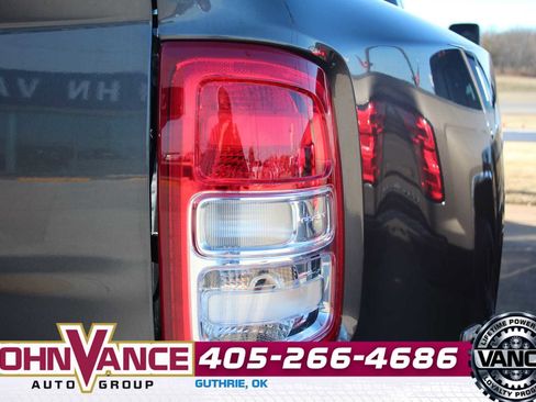 Used 2024 RAM 3500 Tradesman w/ Chrome Appearance Group image 14