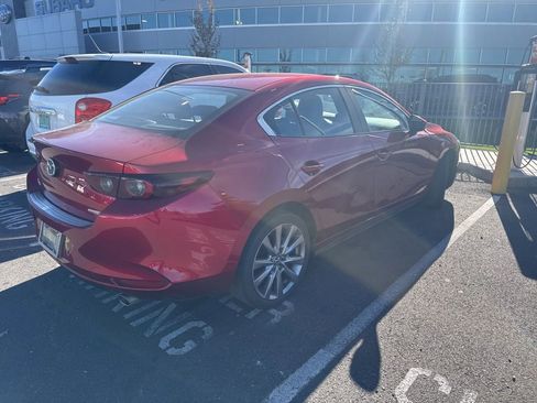 Used 2023 MAZDA MAZDA3 s image 3