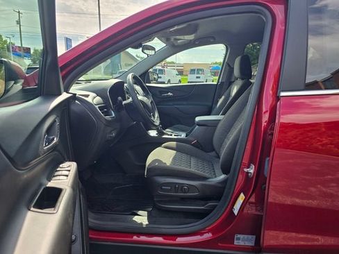 Used 2024 Chevrolet Equinox LT FWD image 17