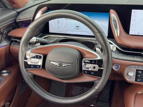 Used 2024 Genesis G90 3.5T image 22