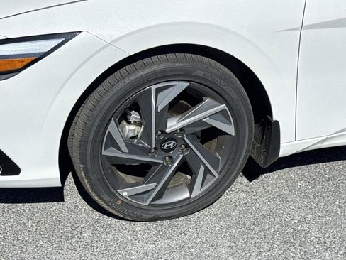 New 2026 Hyundai Elantra Limited w/ Cargo Package FWD image 18