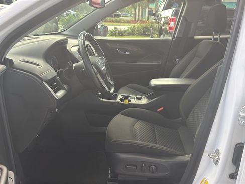Certified 2021 GMC Terrain SLE w/ Driver Convenience Package AWD/4WD image 12