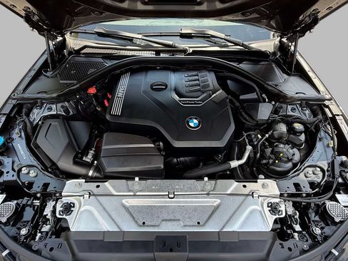 Used 2022 BMW 330i xDrive Sedan w/ Premium Package 2 AWD/4WD image 21