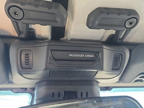 New 2026 Jeep Gladiator Sport image 32