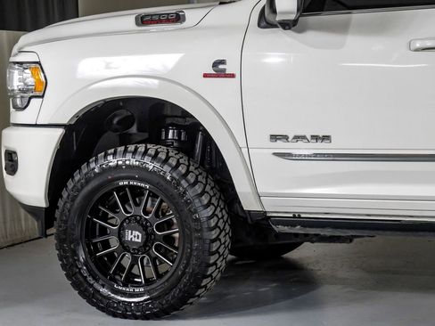 Used 2023 RAM 2500 Limited AWD/4WD image 13