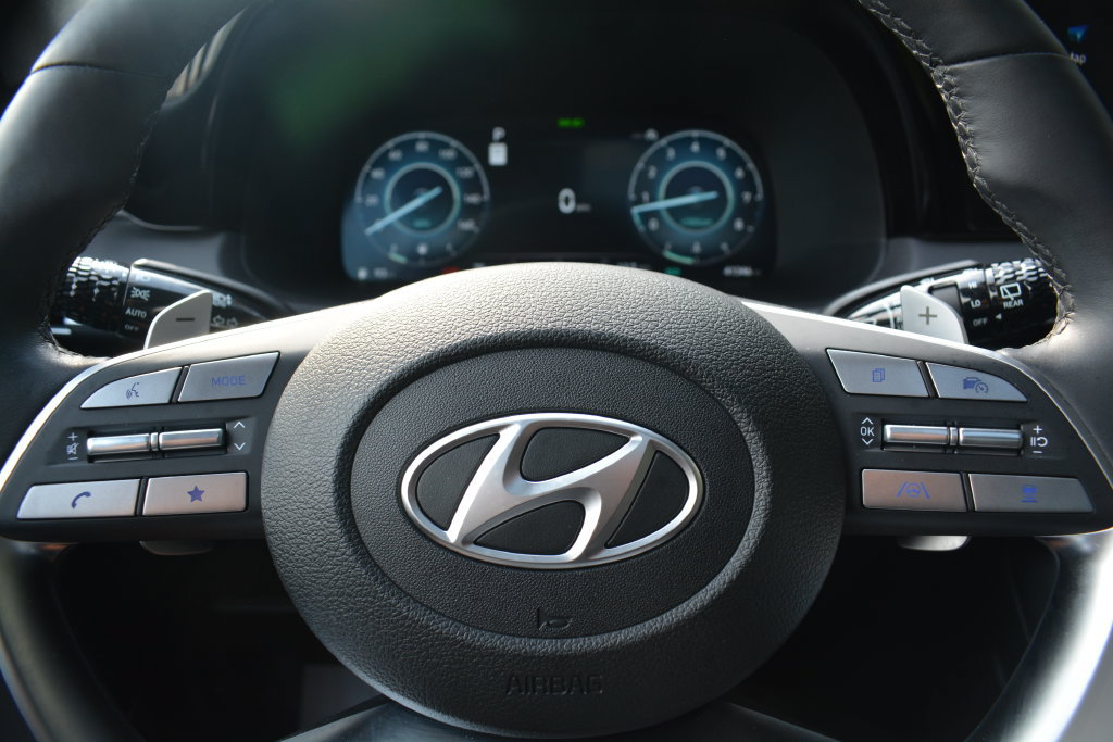Used 2024 Hyundai Palisade Limited AWD/4WD image 13