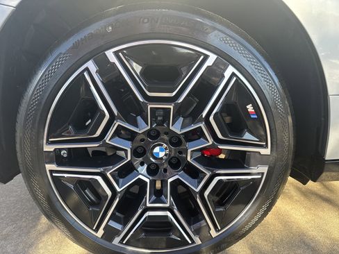 New 2026 BMW iX xDrive60 image 26