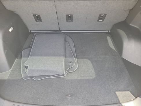Used 2025 Chevrolet Equinox LT FWD image 5