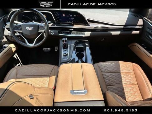 Used 2022 Cadillac Escalade Sport w/ Touring Package AWD/4WD image 9