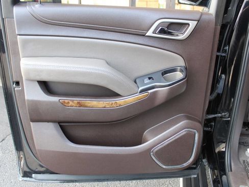 Used 2016 GMC Yukon XL Denali w/ Open Road Package image 17