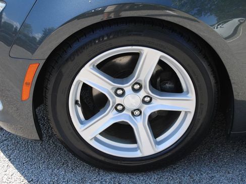 Used 2016 Chevrolet Camaro LT RWD image 34
