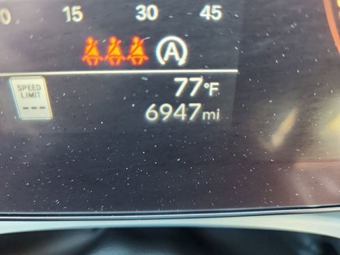 Used 2025 Hyundai Tucson SE image 15