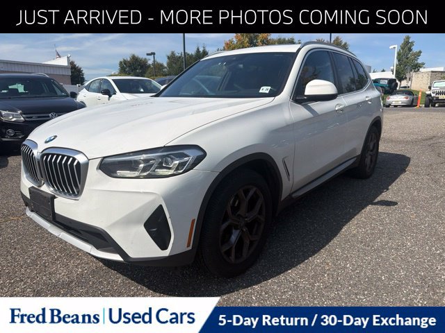 Used 2023 BMW X3 xDrive30i w/ Premium Package AWD/4WD image 3