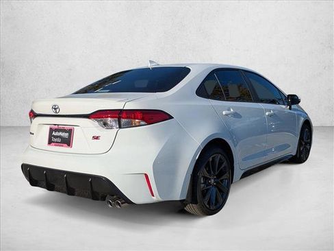 New 2026 Toyota Corolla SE image 2