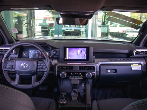 Used 2025 Toyota Tacoma SR5 image 15