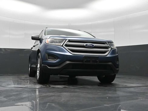 Used 2018 Ford Edge SE image 21
