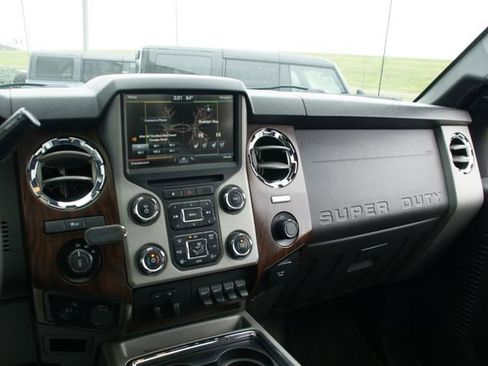 Used 2016 Ford F350 Lariat w/ Lariat Ultimate Package AWD/4WD image 23