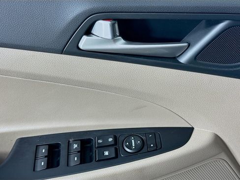 Used 2019 Hyundai Tucson SEL w/ Cargo Package image 18