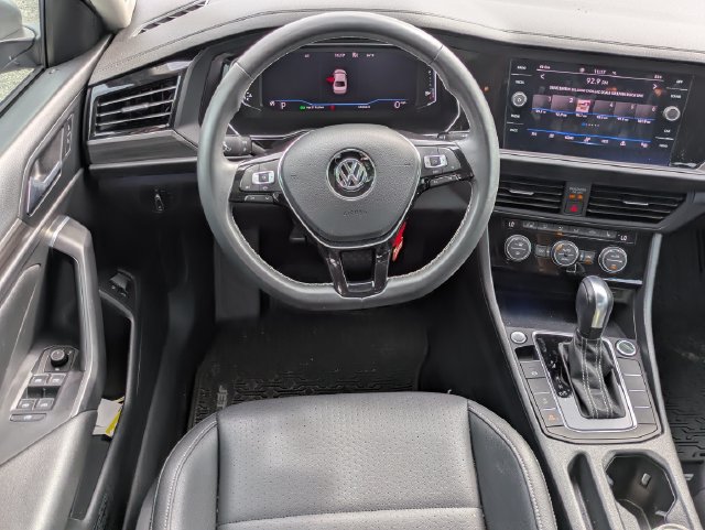 Used 2021 Volkswagen Jetta SEL FWD image 11