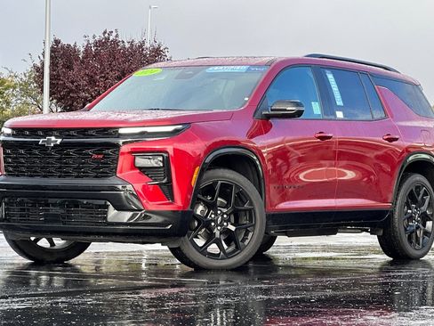 Certified 2024 Chevrolet Traverse RS w/ LPO, Floor Liner Package image 6