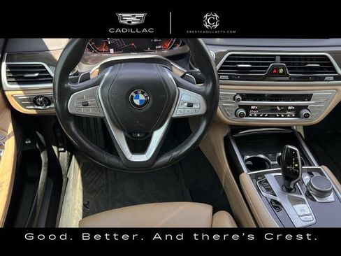 Used 2022 BMW 740i RWD image 11