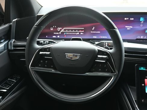 Certified 2026 Cadillac Escalade Sport w/ Touring Package AWD/4WD image 11