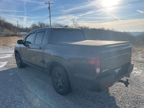 Used 2025 Honda Ridgeline Black Edition image 7