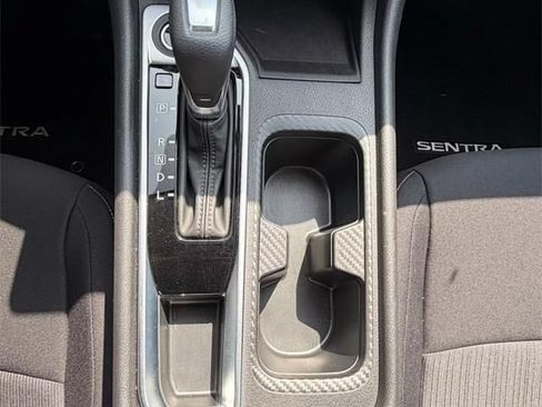 Used 2025 Nissan Sentra SV FWD image 20