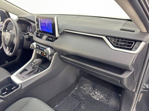 Used 2023 Toyota RAV4 XLE w/ Convenience Package image 14