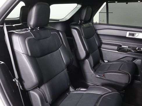 Used 2022 Ford Explorer ST w/ Equipment Group 401A image 38