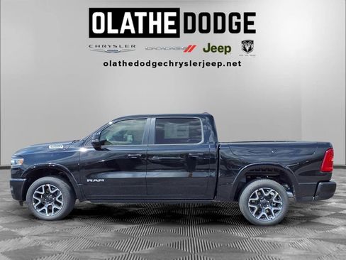New 2026 RAM 1500 Laramie AWD/4WD image 19