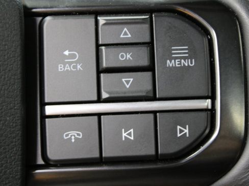 Used 2024 Ford Expedition Platinum image 64