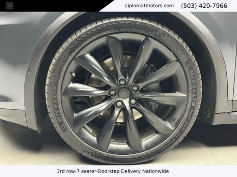 Used 2017 Tesla Model X 100D image 38