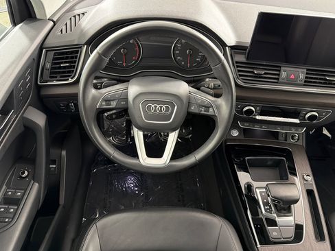 Used 2023 Audi Q5 2.0T Premium w/ Convenience Package AWD/4WD image 13