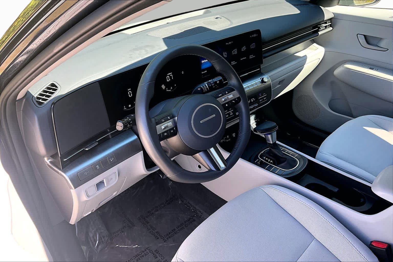Used 2024 Hyundai Kona SEL FWD image 18