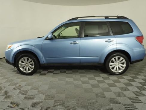 Used 2012 Subaru Forester 2.5X Premium w/ All-Weather Pkg AWD/4WD image 4