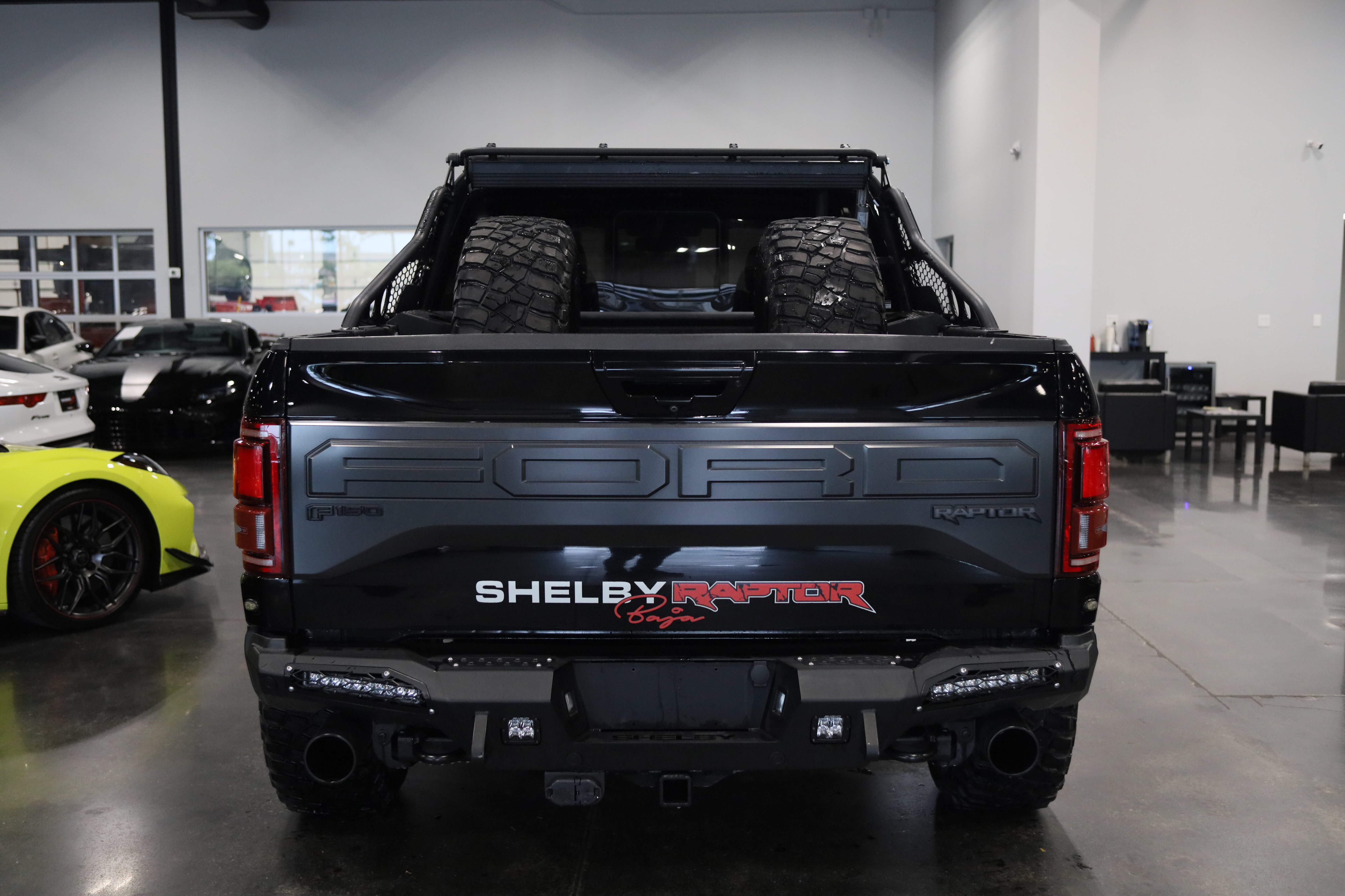 Used 2018 Ford F150 Raptor w/ Equipment Group 802A Luxury AWD/4WD image 5
