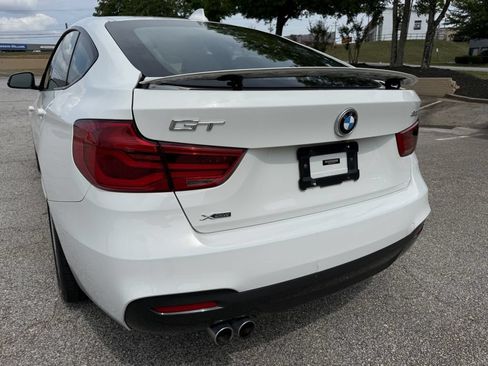 Used 2018 BMW 330i Gran Turismo xDrive AWD/4WD image 9