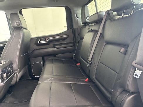 Used 2022 Chevrolet Silverado 1500 LTZ w/ LTZ Premium Package image 23