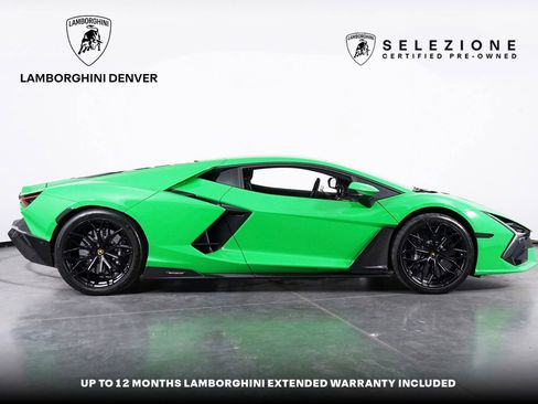 Used 2025 Lamborghini Revuelto image 9