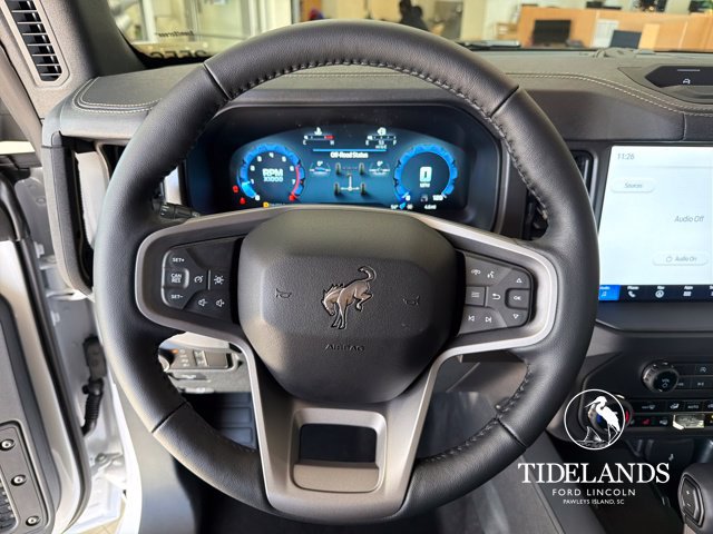 Used 2025 Ford Bronco Badlands AWD/4WD image 18