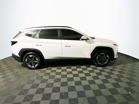 Used 2025 Hyundai Tucson SEL FWD image 9