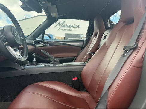 Used 2017 MAZDA MX-5 Miata RF Grand Touring RWD image 6