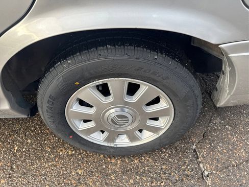 Used 2005 Mercury Grand Marquis LS image 21