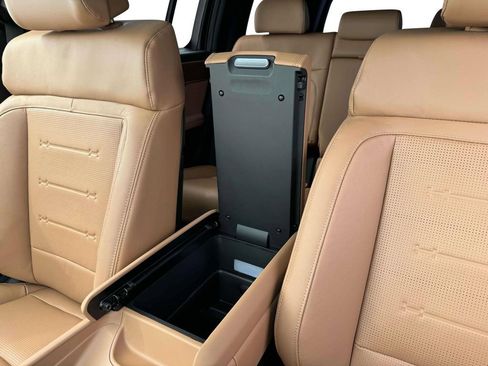 New 2025 Hyundai Santa Fe Limited AWD/4WD image 18