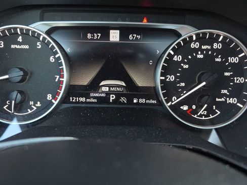 Used 2025 Nissan Pathfinder SL w/ SL Premium Package image 19