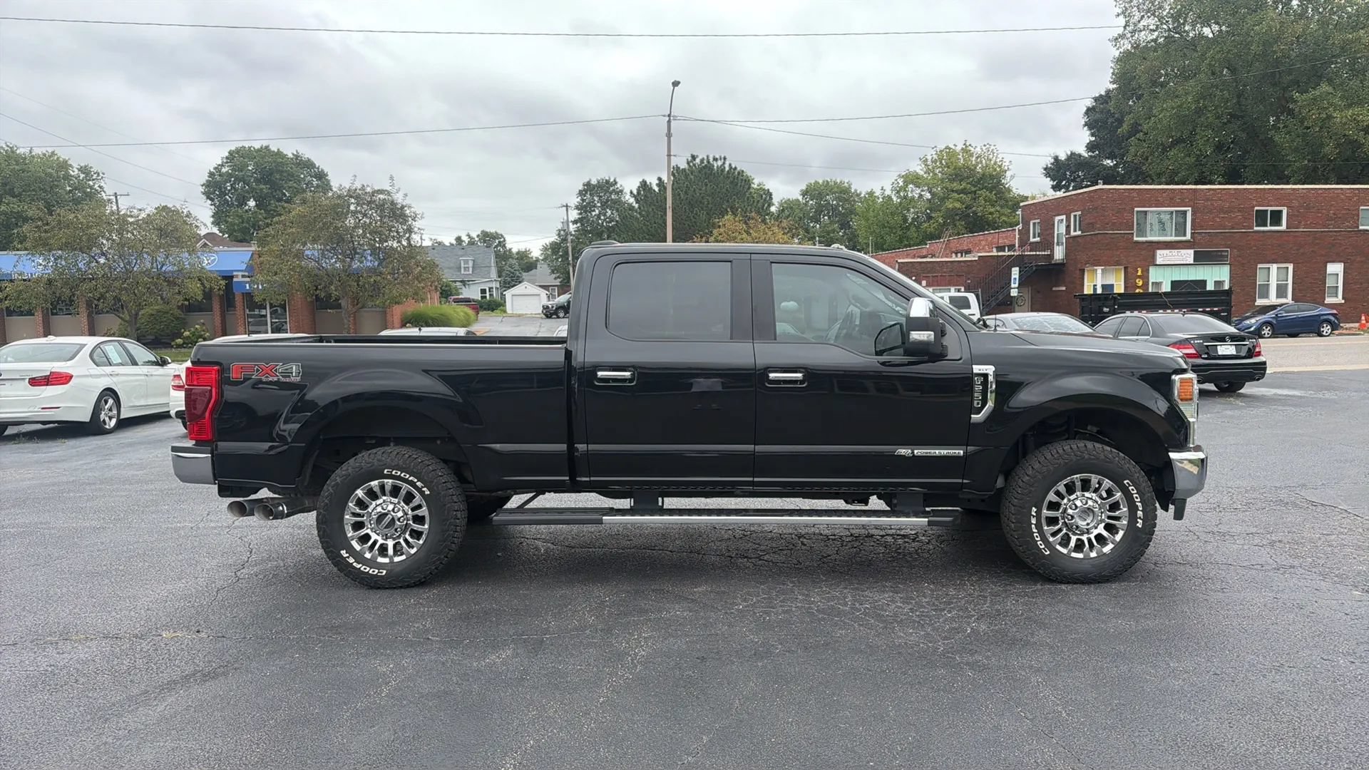 Used 2021 Ford F250 XLT w/ XLT Premium Package AWD/4WD image 4